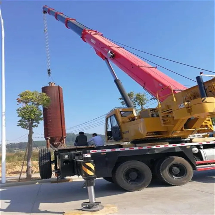 泸县专业吊车租赁多少钱