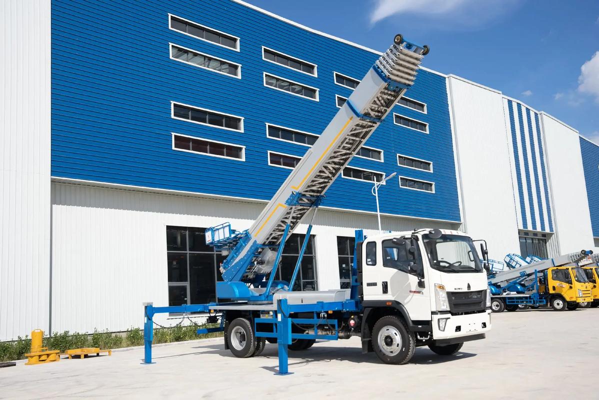 泸县小型云梯车上料车租赁多少钱