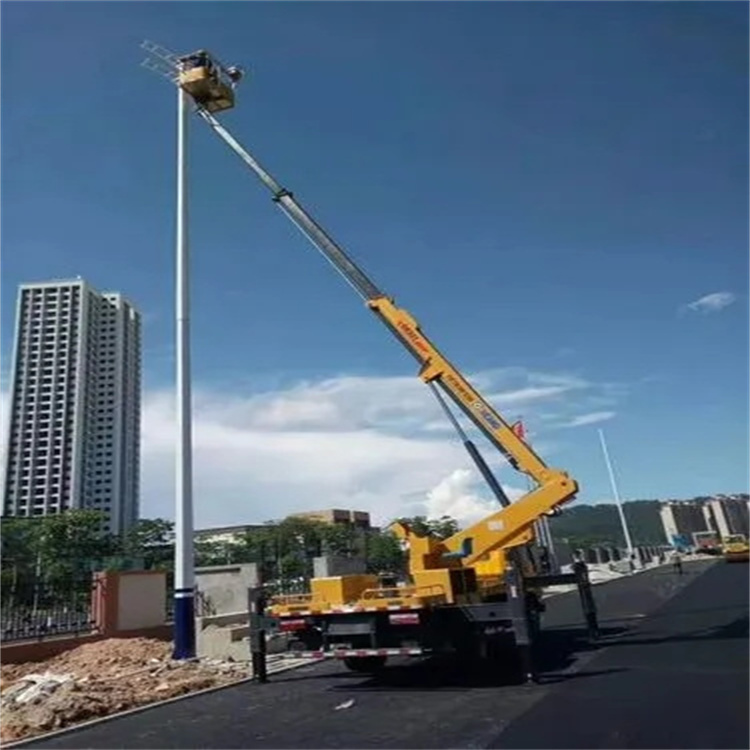 泸县维修路灯的曲臂升降车出租