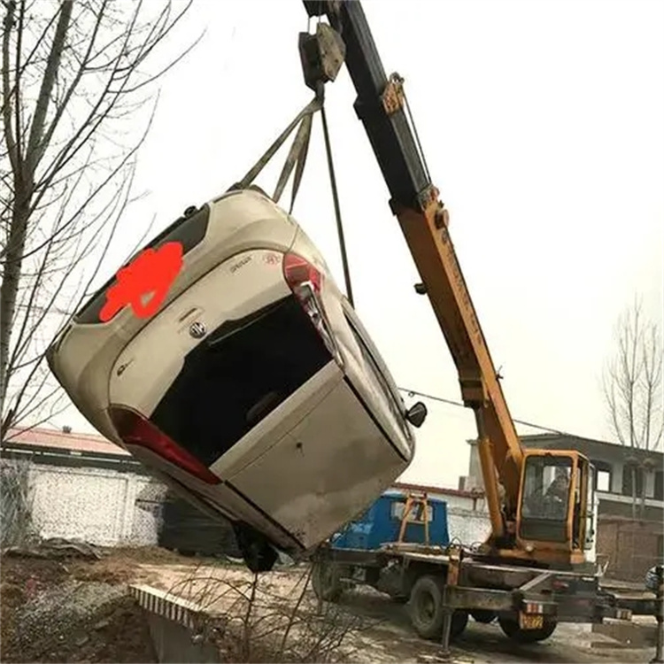 泸县随时待命，吊车24小时道路救援服务全解析